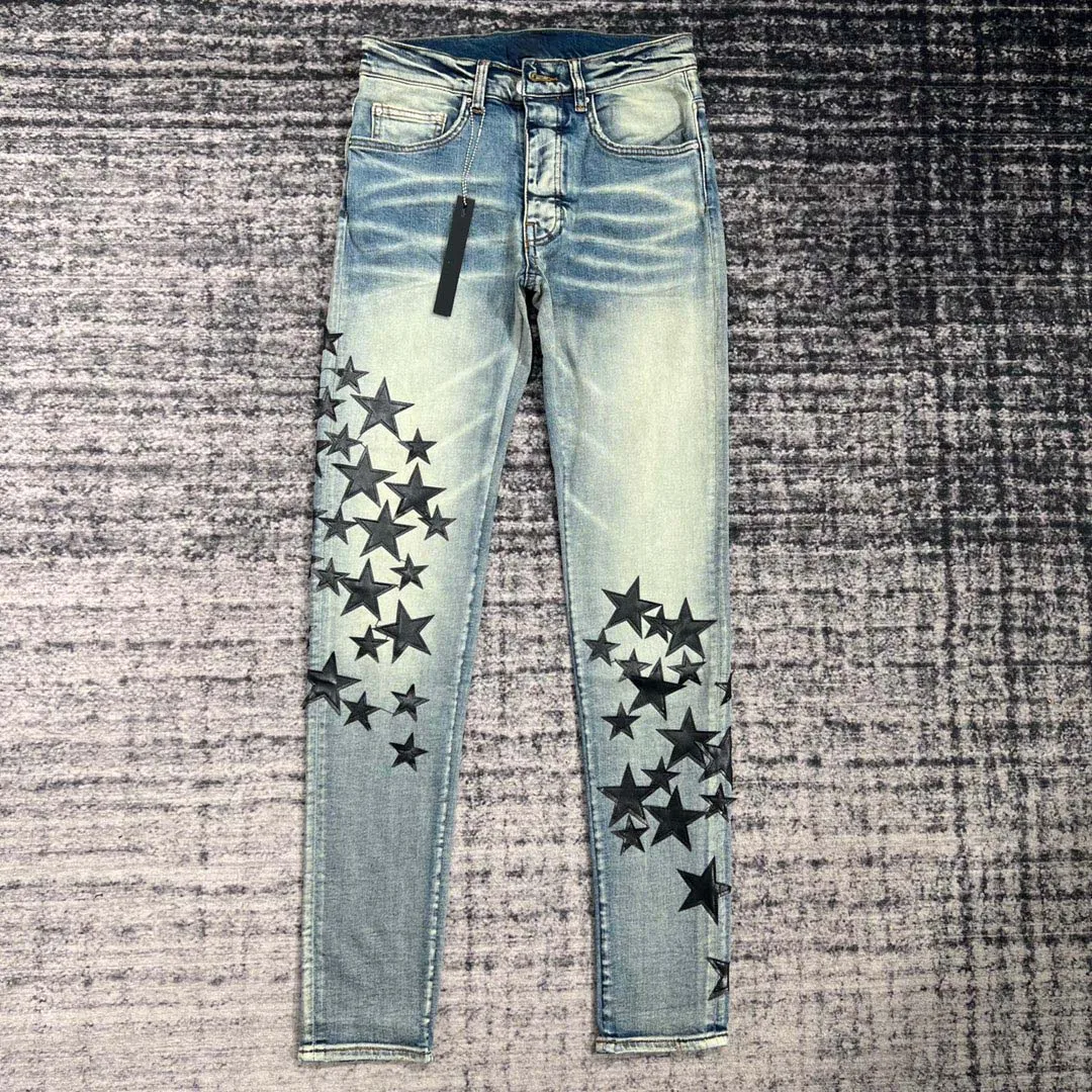Distressed Star Jeans with Pockets