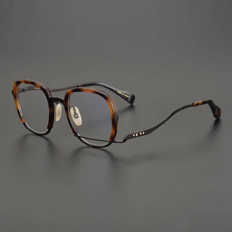 eyeglasses image