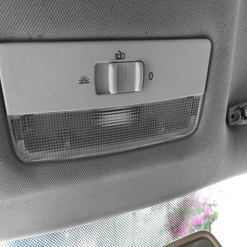 1ZD947105CarRoofReadingLightInteriorLampDomeLightForVWPolo