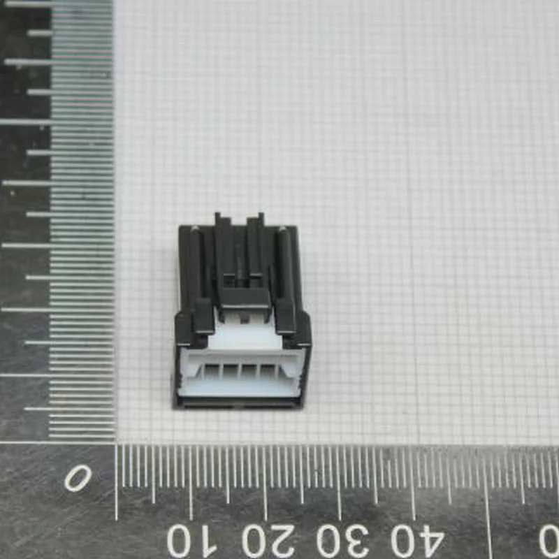 Connettore Tyco Originale Da 10 Pezzi 175965-2 Multilock 12P Guscio Femmina Nero