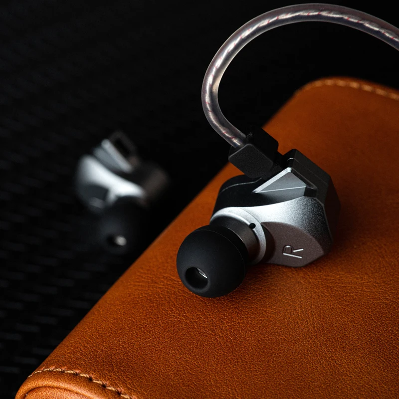 Iem in Ear Music Headphones Diafragma Lcp Dynamic dd Driver dj Fone de Ouvido Bass 10 mm 078 mm 2pin Cnc Metal Tinhifi-c2 - Image 2