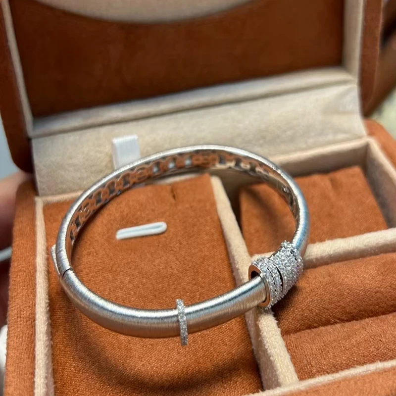 Bangle Bracelet Women's Hand-Drawn Process Bracelet European American Classic Light Luxury All-In-One Party Jewelry