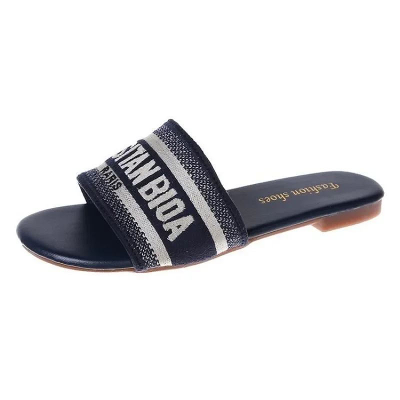 Summer Fashion Classic Simple Sandals Ladies New 2024 Wear Fashion Ins Tide Beach Non-slip Flip-flops