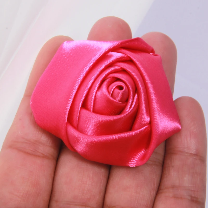Set of 10 Large Rose Fabric Flowers for Creative DIY Accessories and Decorations