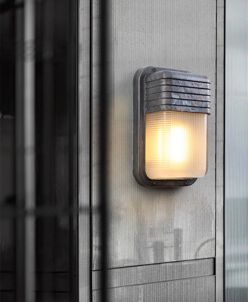 Outdoor Retro LED Wall Lamp Image 2