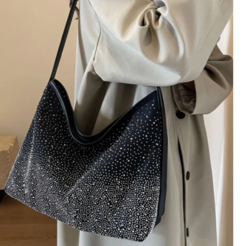 Handheld Shoulder One Bag Large Underarm Capacity Versatile Exquisite Handbag for Woman High-quality Messenger Luxury Crossbody