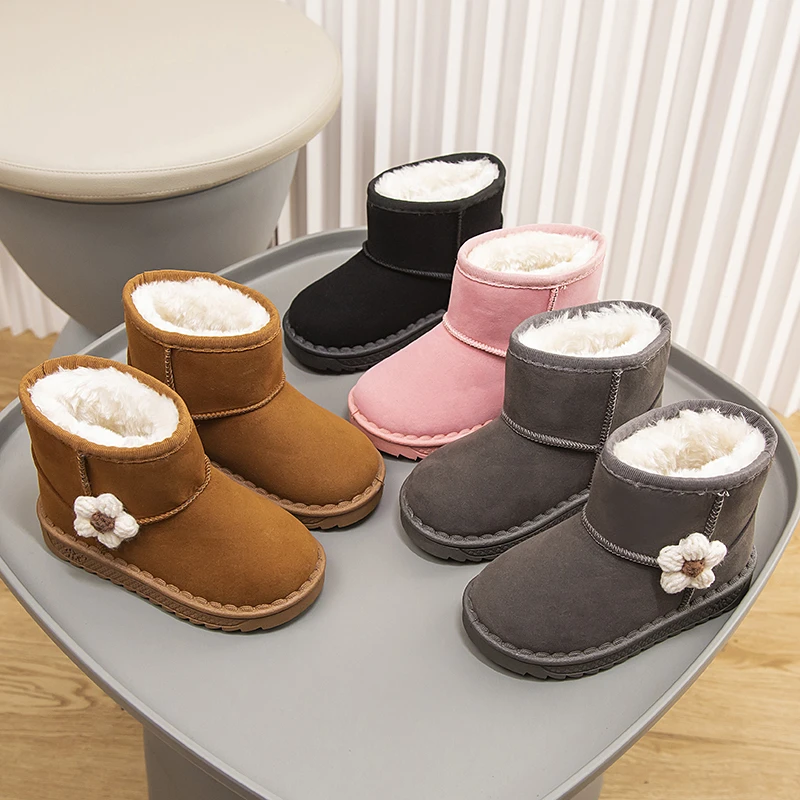 Girl's Winter Snow Boots Appliques Furry Platform Suede Kids Short Boot Four Colors Flexiable Non-slip Warm Chic Children Boot