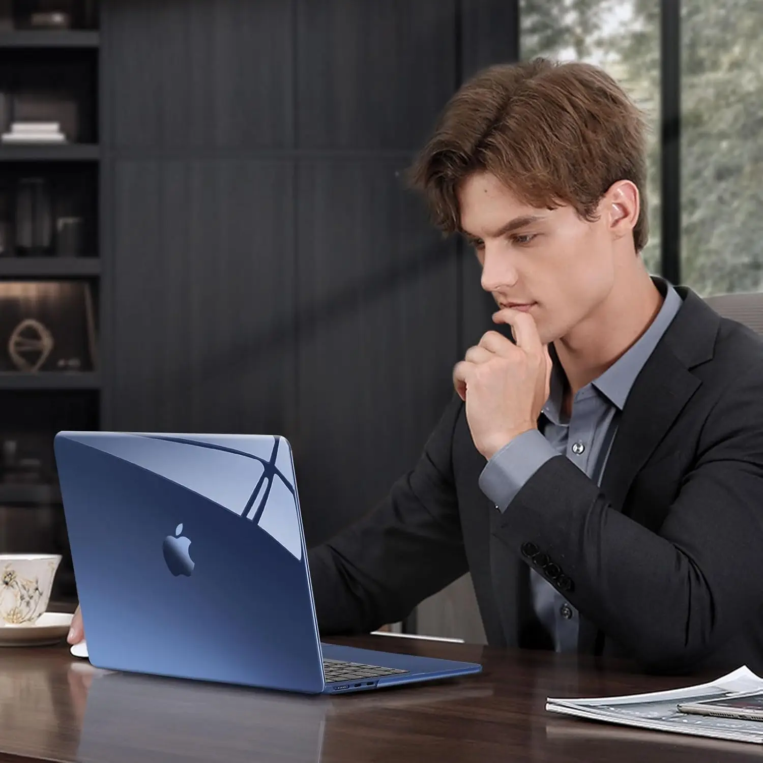 Premium Hard Shell Cover for Laptops - Sleek and Durable Protection, Various Sizes