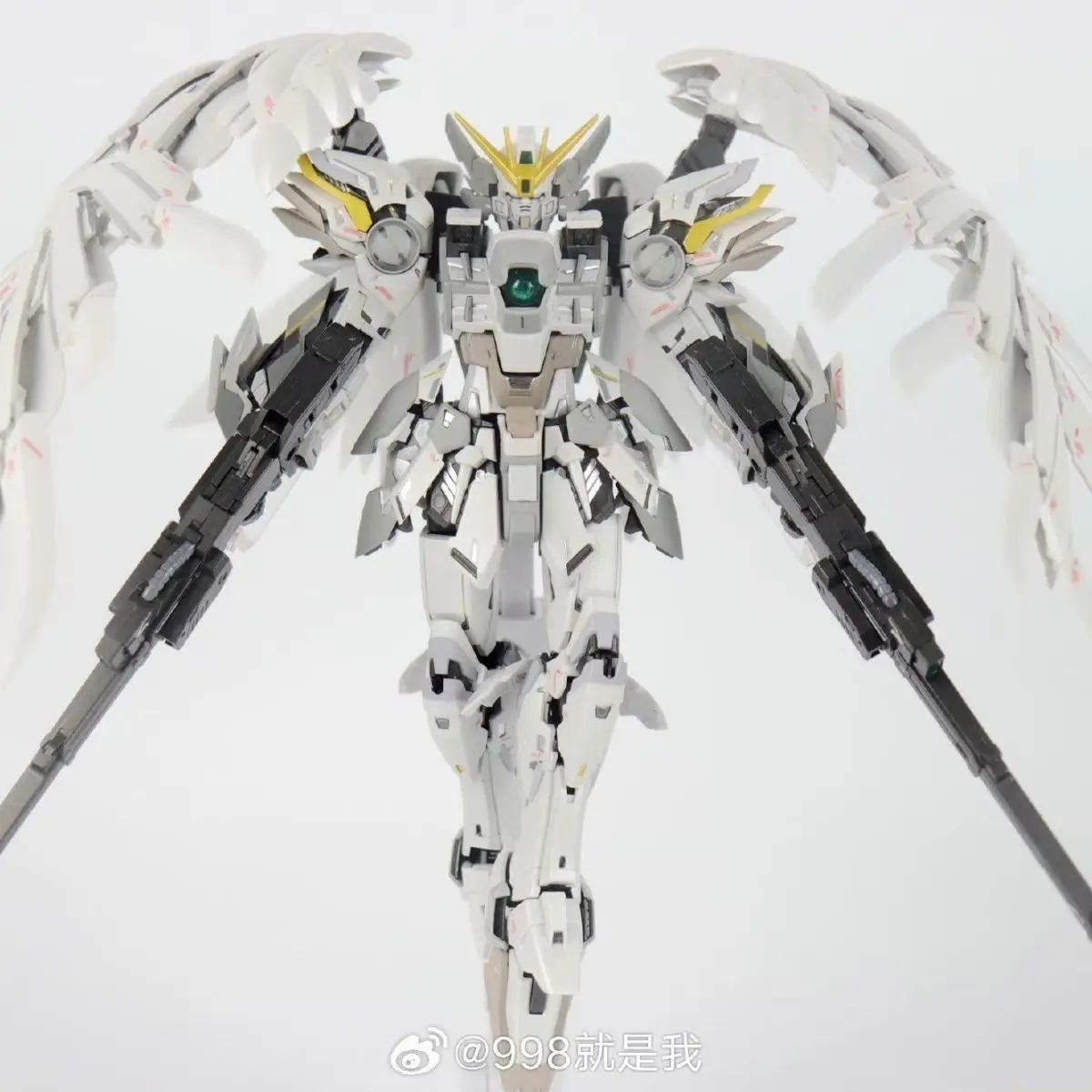 ★ DABAN MODEL 1/100 スノーホワイトプレリュード 未組立品★ Amazon | DABAN MODEL1/100 MG ウイング スノーホワイト