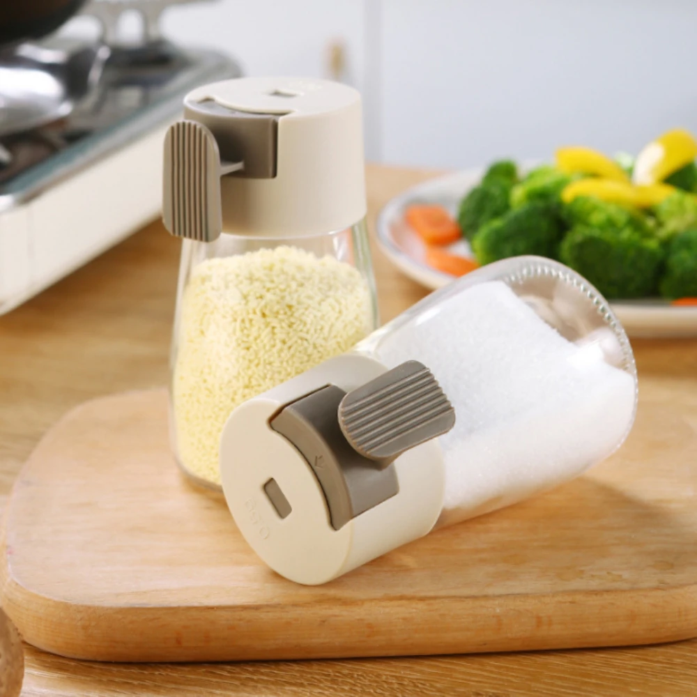 Glass Salt Shaker Dispenser Precise Quantitative Seasoning Bottle Once Sprinkle 0.5 Grams Family Picnic Cooking Camping