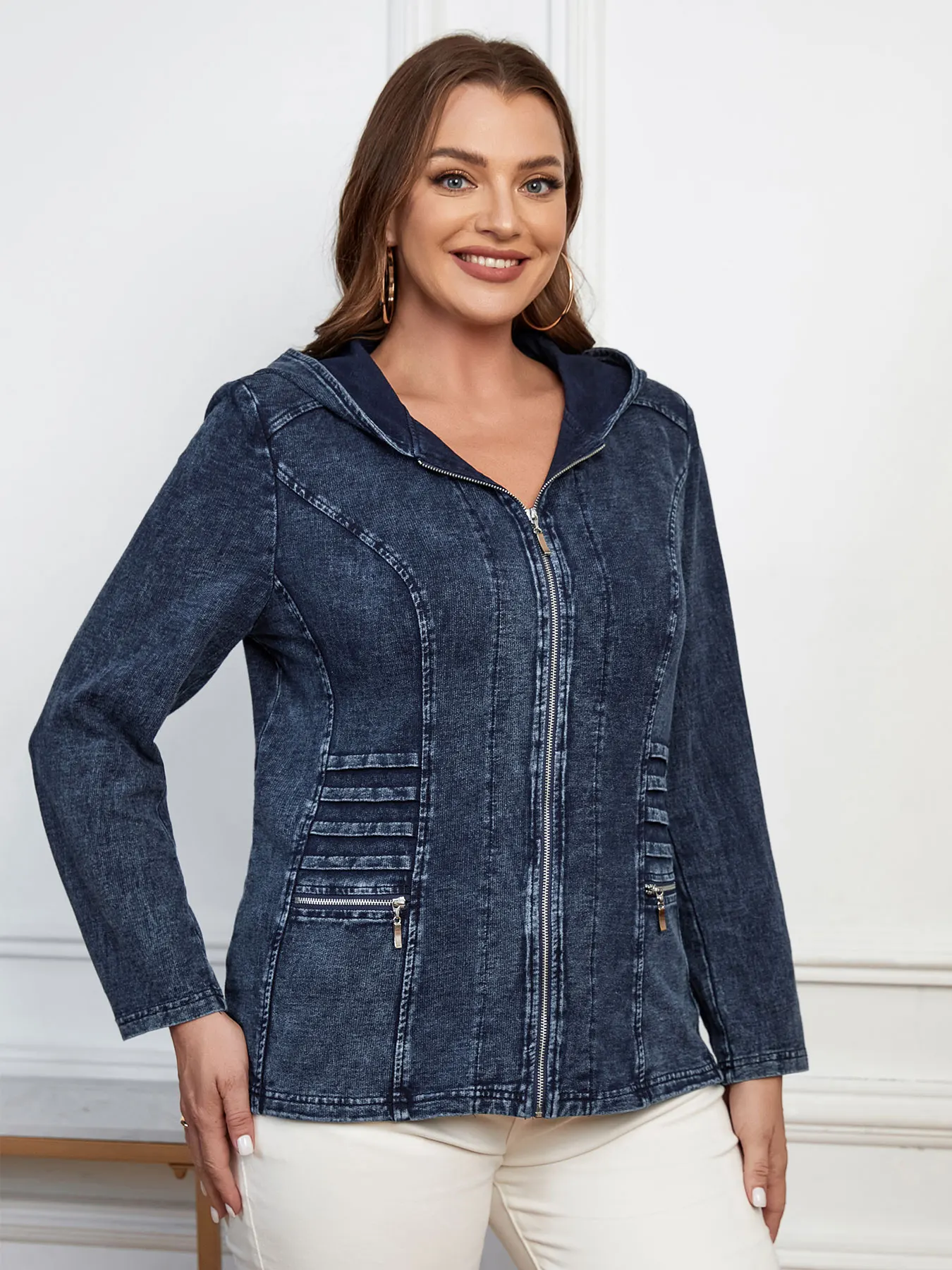 

LIH HUA Women's Plus Size Denim Jacket Autumn Chic Elegant Jacket For Chubby Women Round Neck Knitted Cotton Jacket