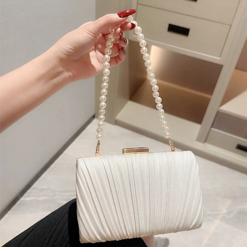 Borsa da Sera in Seta Elegante per Donne, Clutch con Catena di Perle, Borsa a Tracolla di Lusso, Borsetta Femminile per Matrimoni e Feste - immagine 2