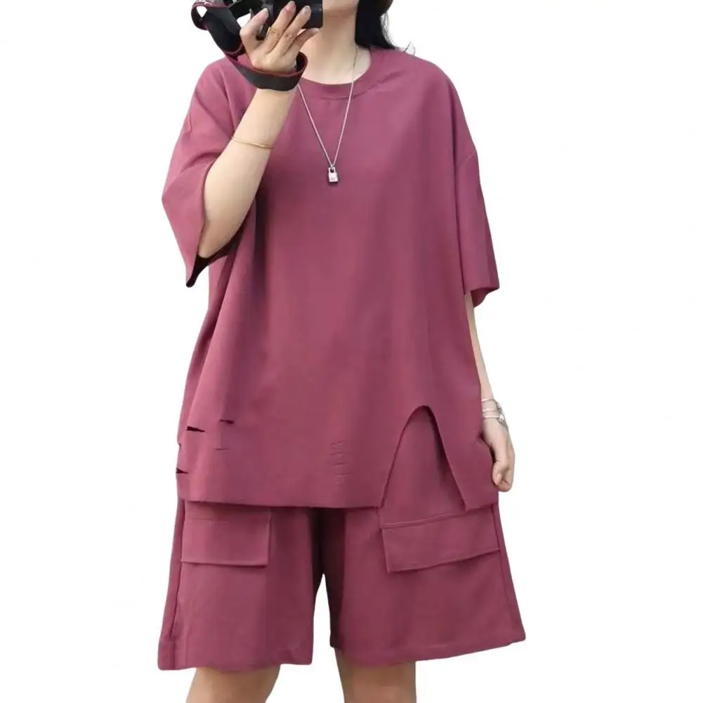 

Women T-shirt Shorts Set Loose Split Hem Pockets Half Sleeves Round Neck Deep Crotch Top Shorts Set