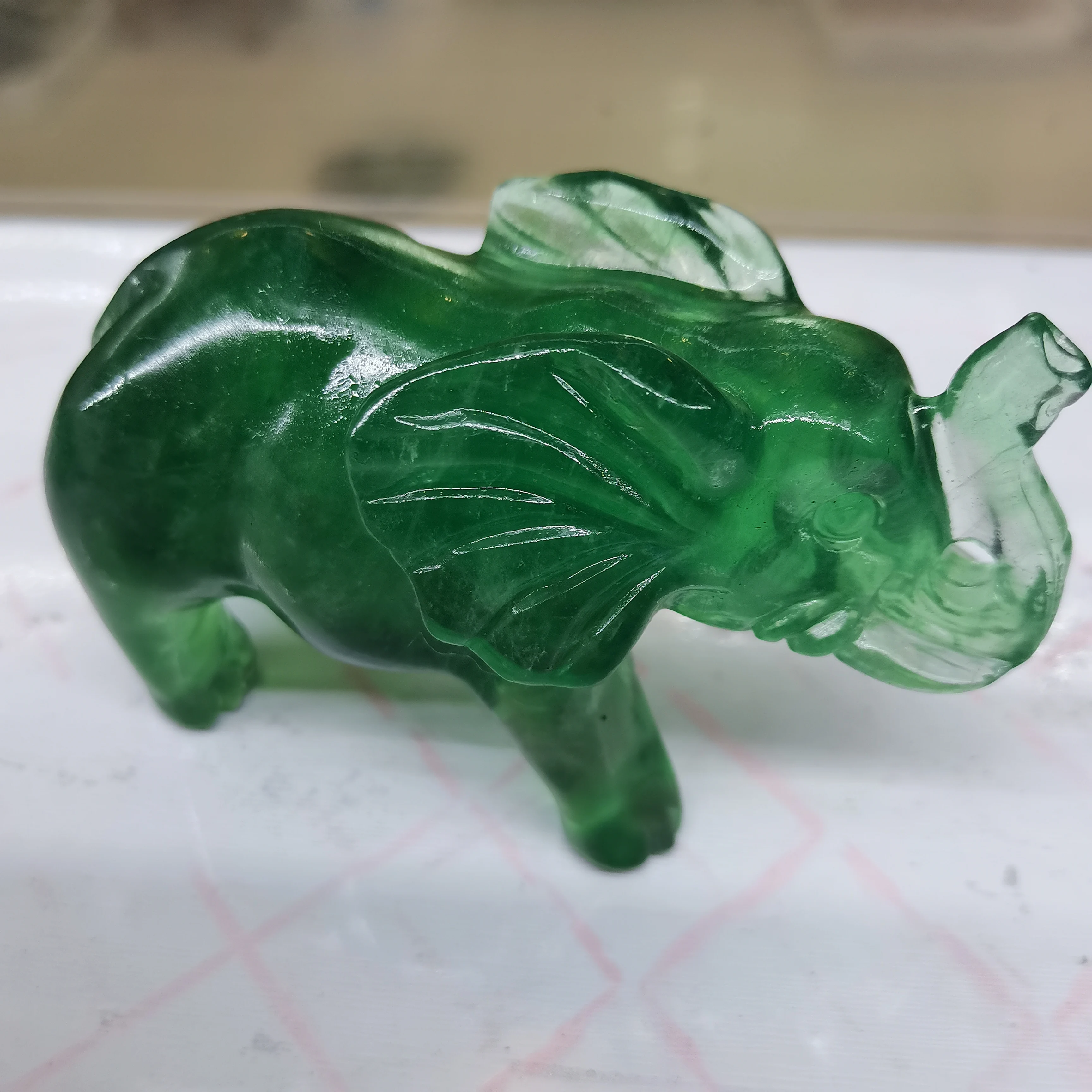 

Elephant Statue Natural Stones Green Fluorite Healing Crystals Carved Animal Figurines Home Decor Gem Craft Trinket 1pcs