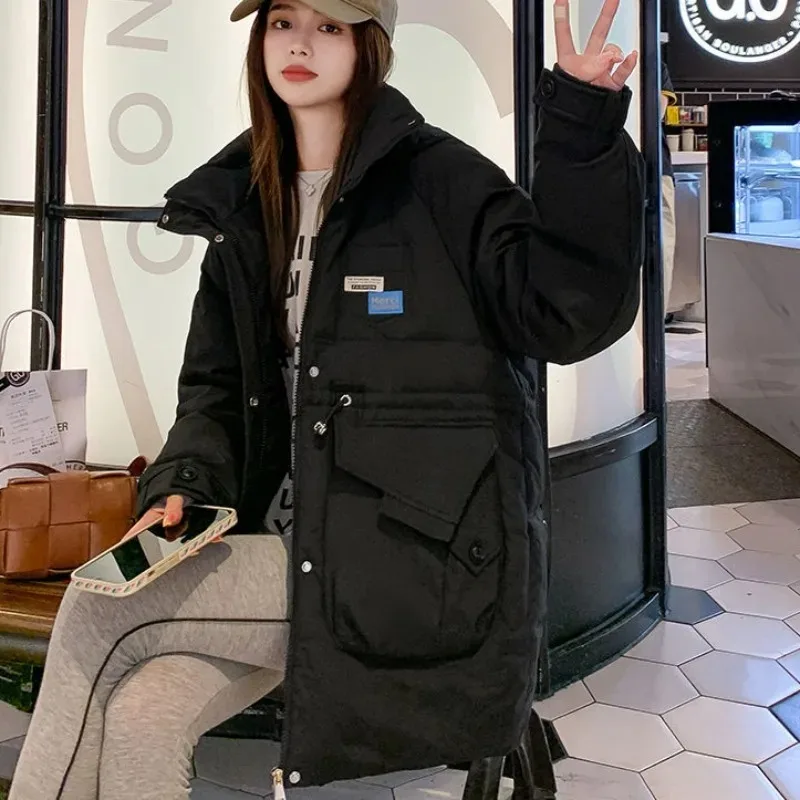 Рисунок 4 - Женский пуховик средней длины