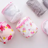 1 Pcs Home Lingerie Clothes Washing Convenient Underwear Bra Sock Laundry Washing Aid Net Mesh Zip Bag filter Wash Basket Bag 2