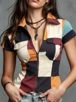 Chemise en faux denim à manches courtes pour femme, col montant, fermeture éclair sur le devant, imprimé color block, style estival éclatant sans texture 3