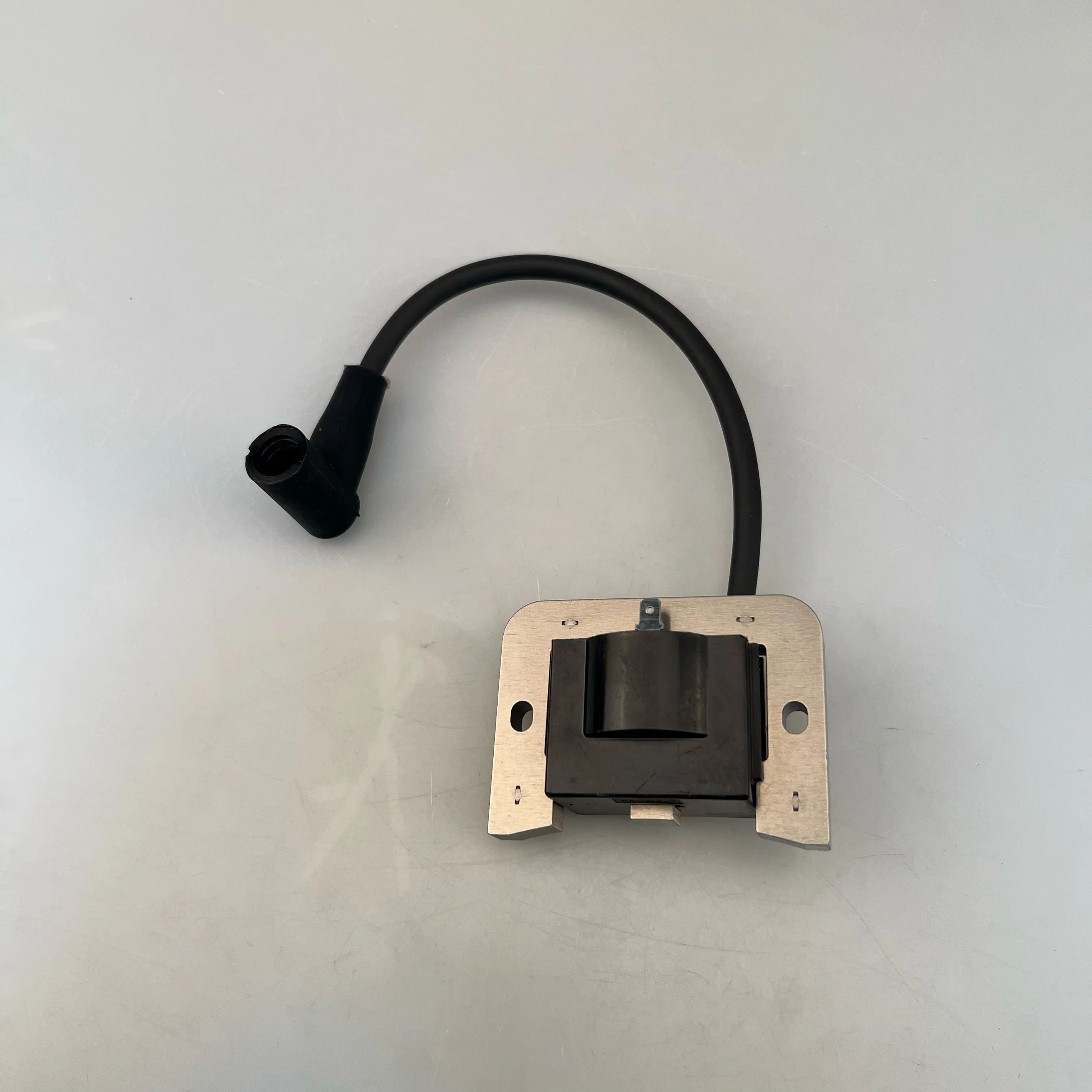코일러 62 584 04-S 62-584-04-S 6258404-S CH940, CH960, CV940, CV960 엔진용 점화 모듈 코일