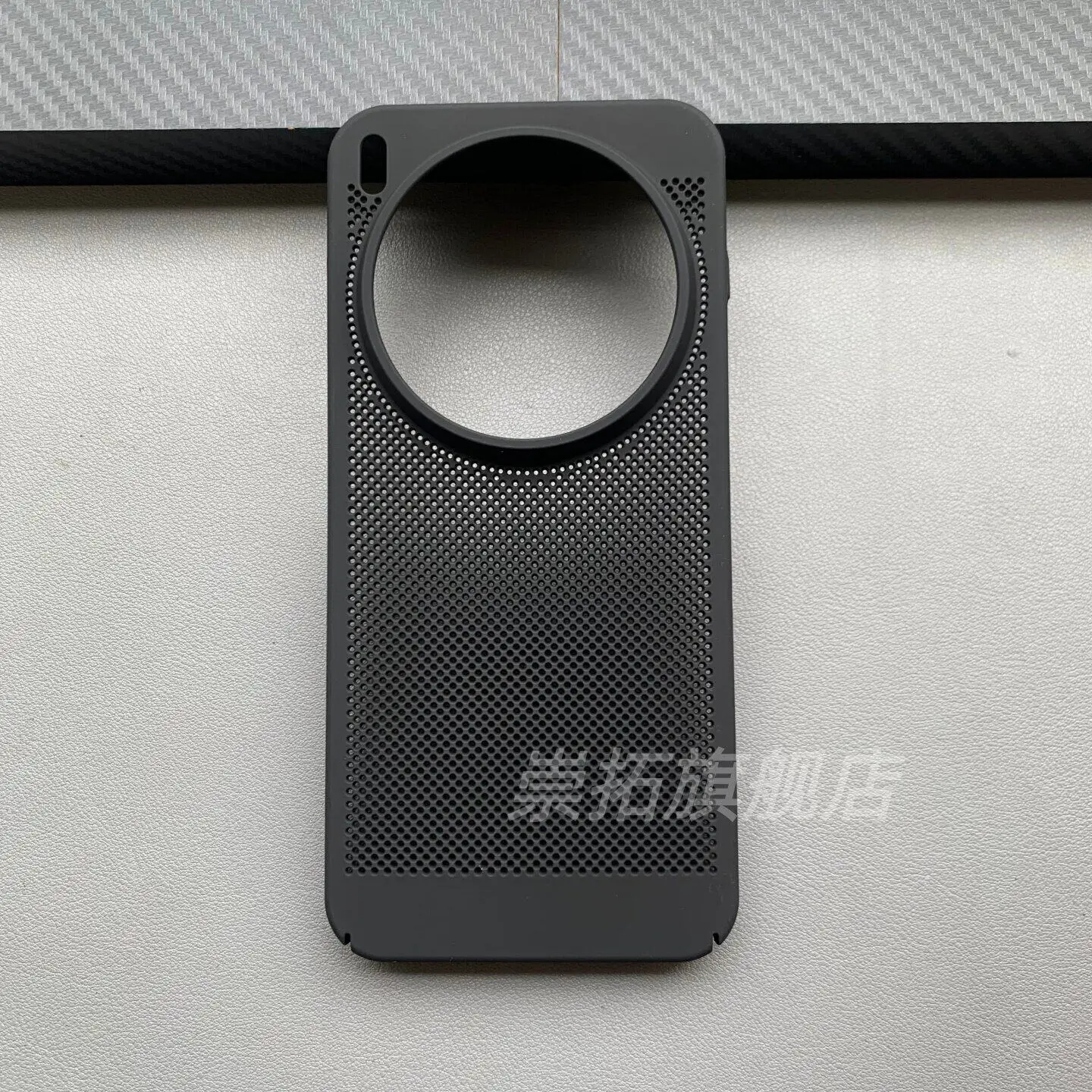 Slim Cooling Fashion Case: Lightweight PC Hard Back Cover & Stylish Shell Bumper