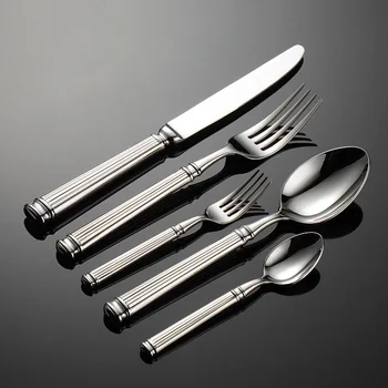 Manico romano Set di posate in acciaio inossidabile 304 Decorazione della tavola di nozze Coltello Forchetta Cucchiaio Utensili da cucina moderni Set di piatti completi 1