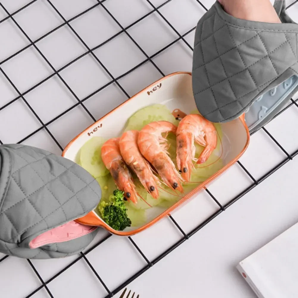 Creative Thickened Heat Resistant Oven Glove Anti Scalding Cotton Glove Cute Fish Cat Paw Kitchen Microwave Oven Mitt Pot Holder
