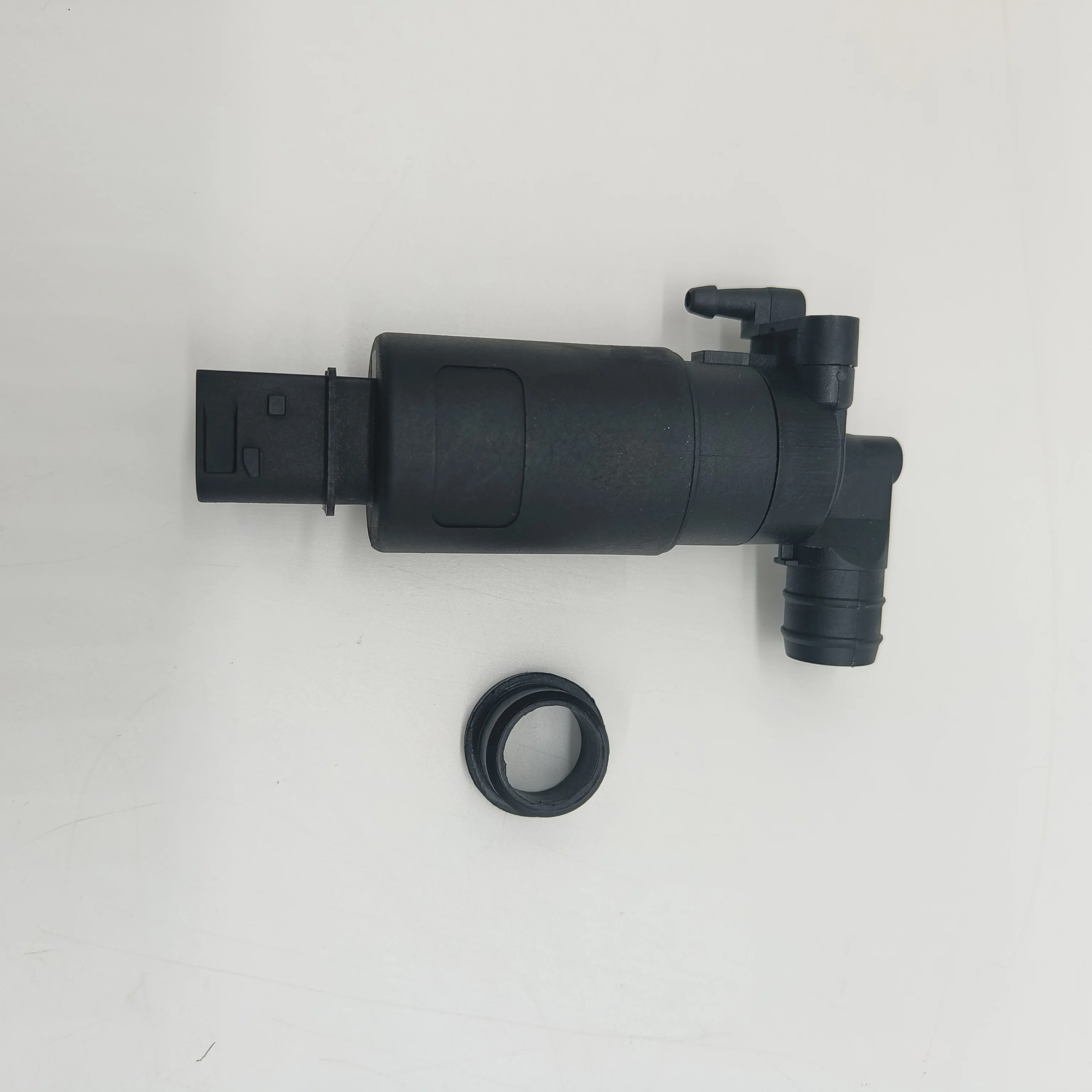 出品停止中 露出スイッチボックス(Gタイプ・1ヶ用・1方出)PF管28用 ミルキー