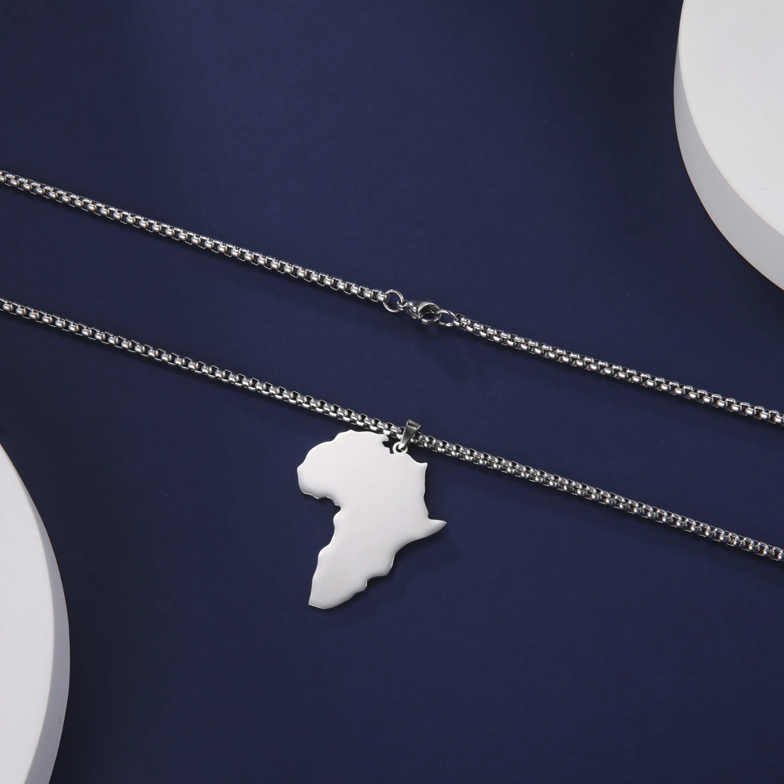 Myshape Punk Men Africa Map Pendant Necklace Golden Silver Color Stainless Steel Necklaces Box Chain Fashion African Map Jewelry