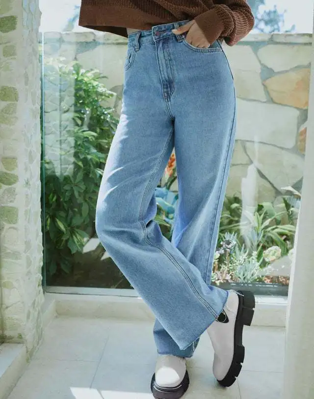 

Loose fitting jeans for women in autumn 2023, new popular straight leg pants washed high waisted fashionable street jeans