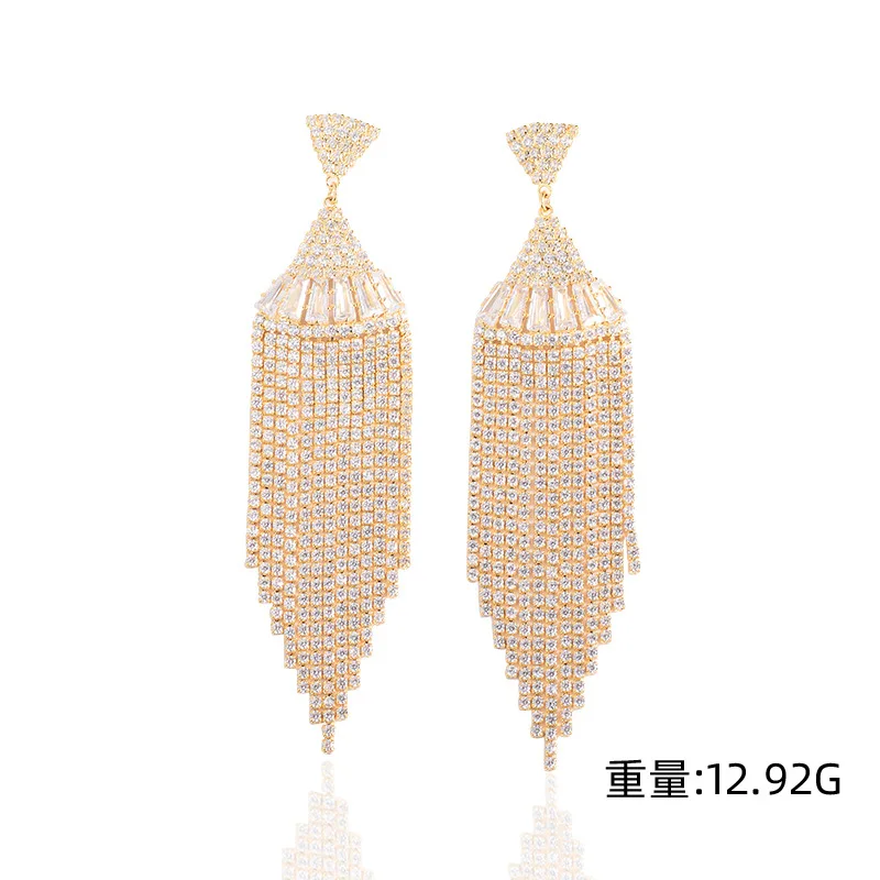 Europe and the United States fashion earrings women advanced sense of atmospheric trend light luxury long fringe earrings