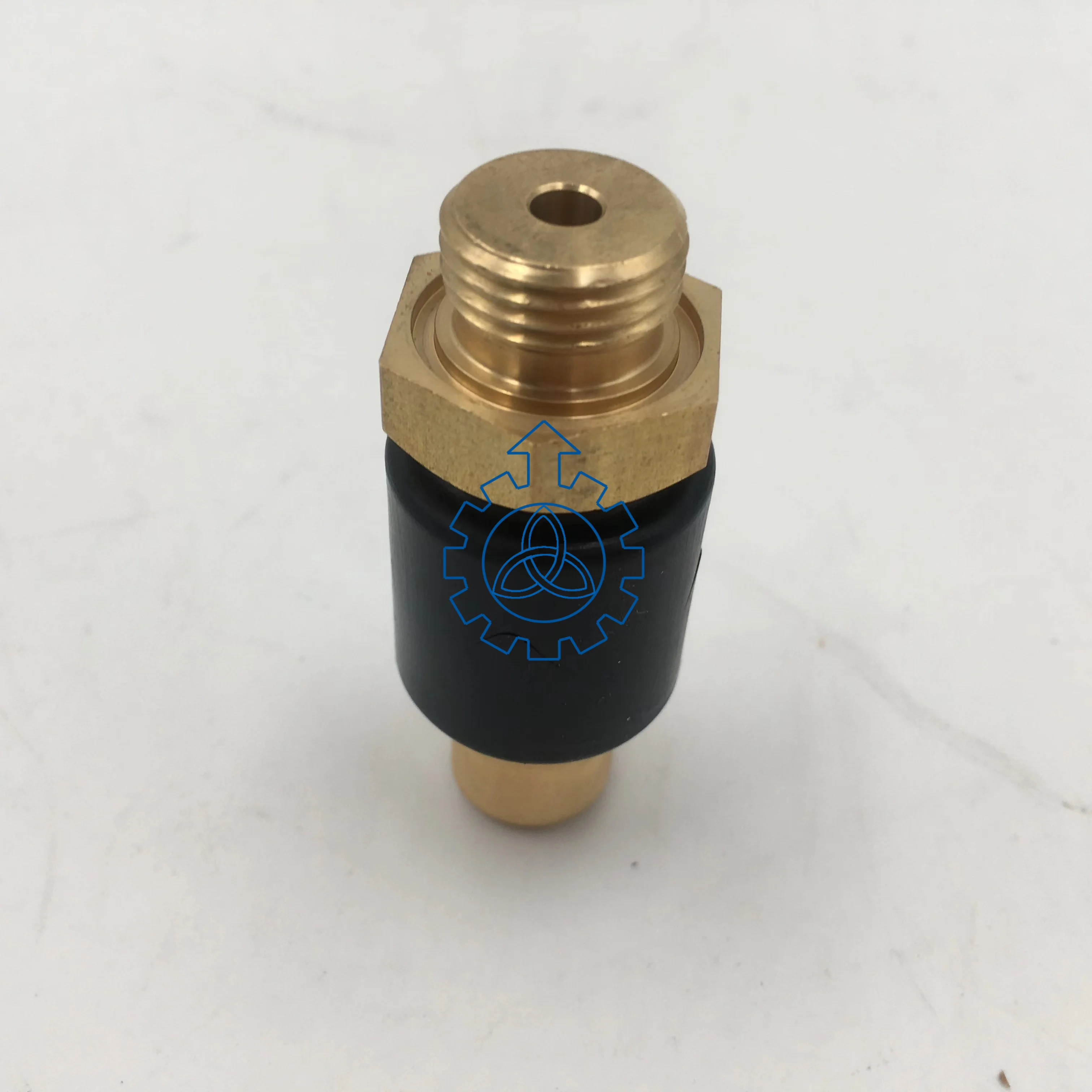 Truck sapare parts EuCrown high quality 85122895 1607454 1591738 20941236 Safety valve for Volvo