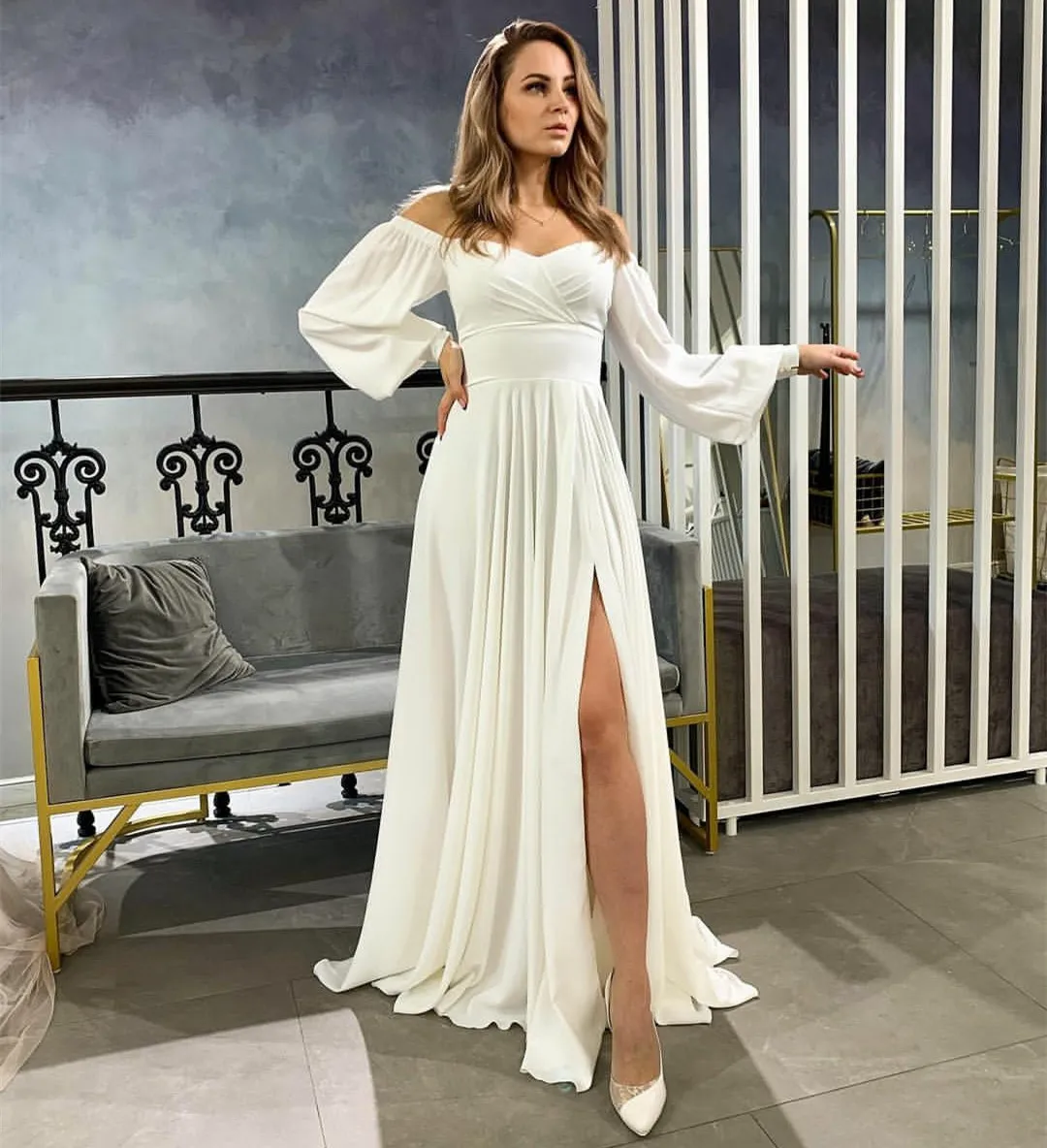 wedding dress for women Classic A-Line Chiffon Side Slit Ivory Wedding Dresses Long Sleeve Pleated Floor Length Bridal Gowns for Women vintage wedding dresses