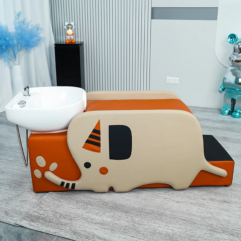 Desenhos animados Elephant Shampoo infantil, todos deitados sobre camas, Hair Styling Passos, na moda