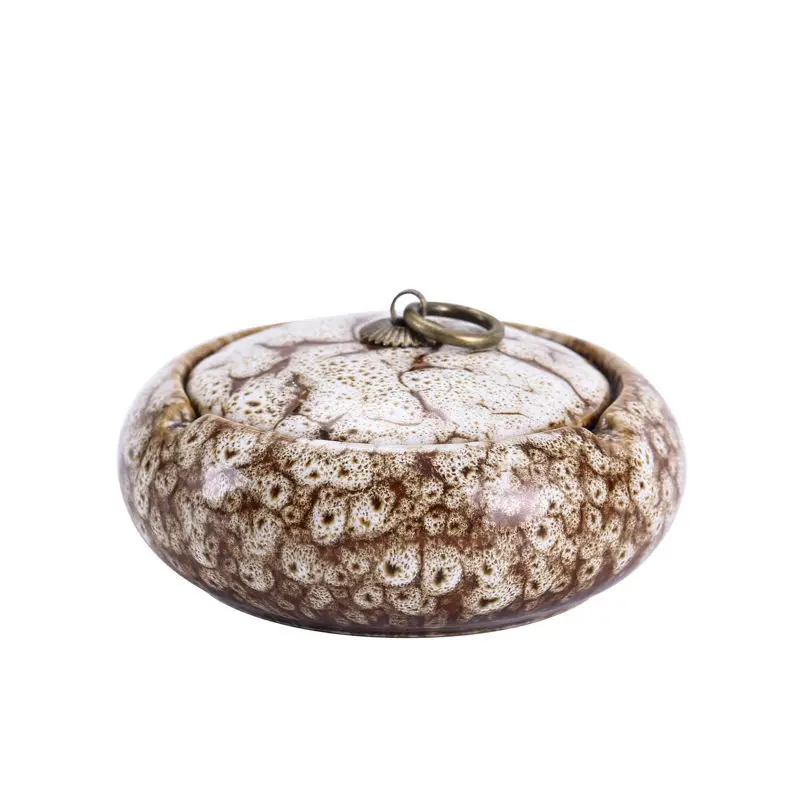 Ceramic Ashtray Creative Anti-fly Ash with Cover Smoke Tray Living Room Decoration