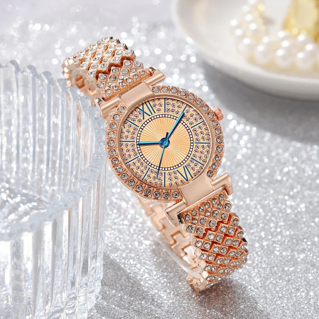 

Alloy Women Watch Luxury Elegant Watch Wristwatch For Ladies Gift Quartz Watch Sparkling Rhinestone Alloy Bracelet NO BOX