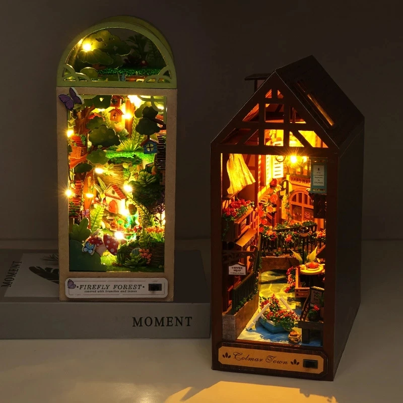 

DIY Wooden Book Nook Shelf Insert Kit Miniature Fairy Tale Town Bookshelf Forest House Dollhouse Bookend Toys Girls Xmas Gifts