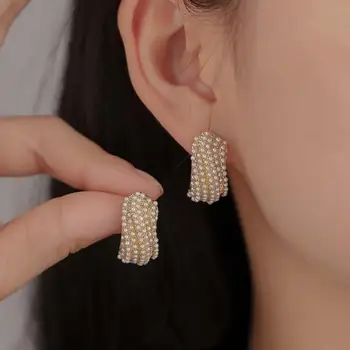 925 Silver Needle Korean Fashion Millet Pearls Earrings For Women Jewelry 2025 Trending Luxury Women's Geometric Pearl Earrings