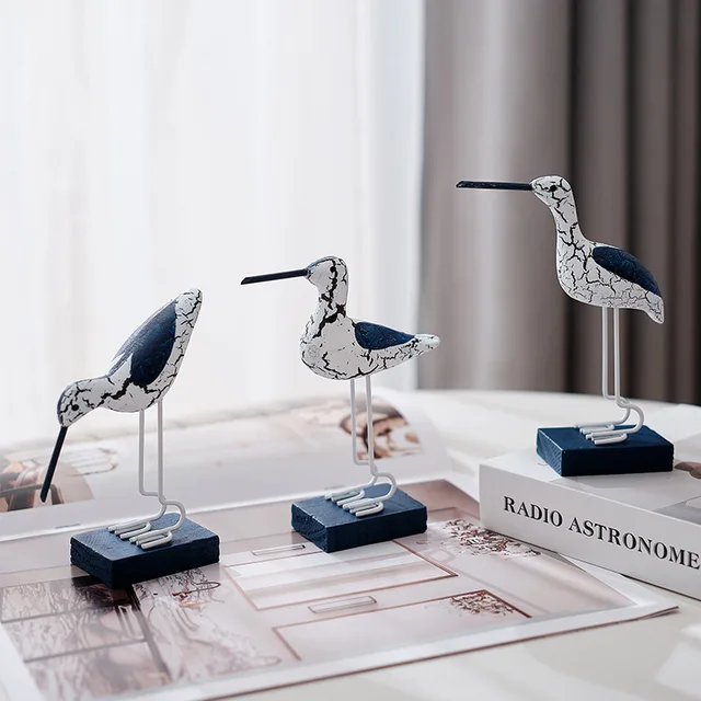 3pcs Wooden Seagull Figurines - Image 3