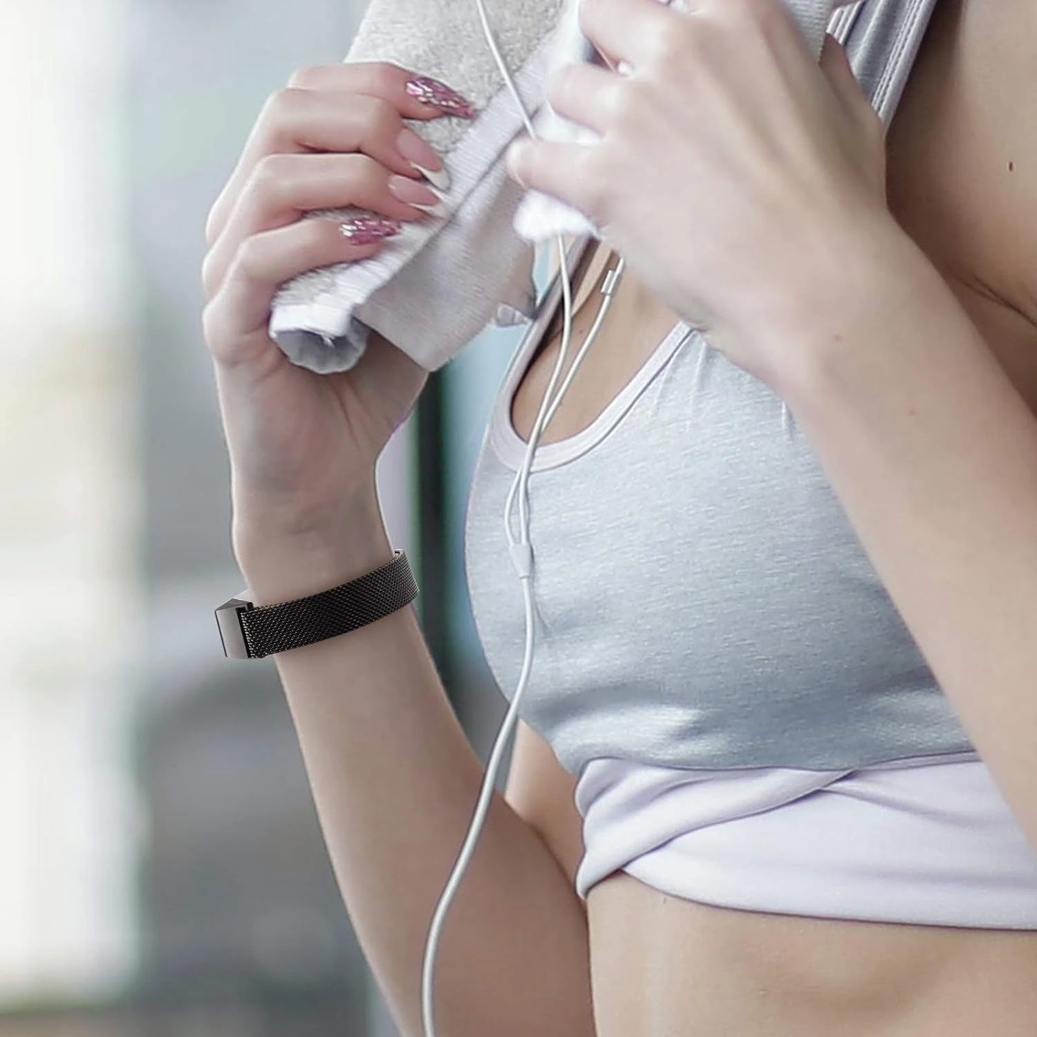 Upgrade your workout with Vancle's top-tier stainless steel loop mesh bands for an unparalleled fitness experience. Elevate your