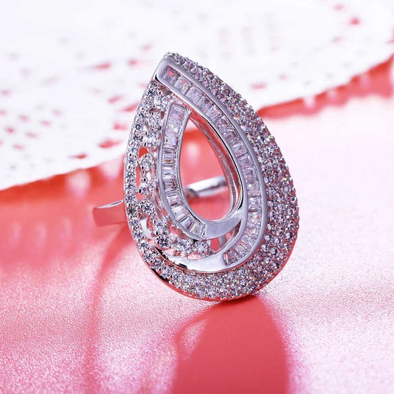 Shiny Cubic Zircon Copper Fashion Jewelry For Women/Men Luxury Teardrop Design Ring