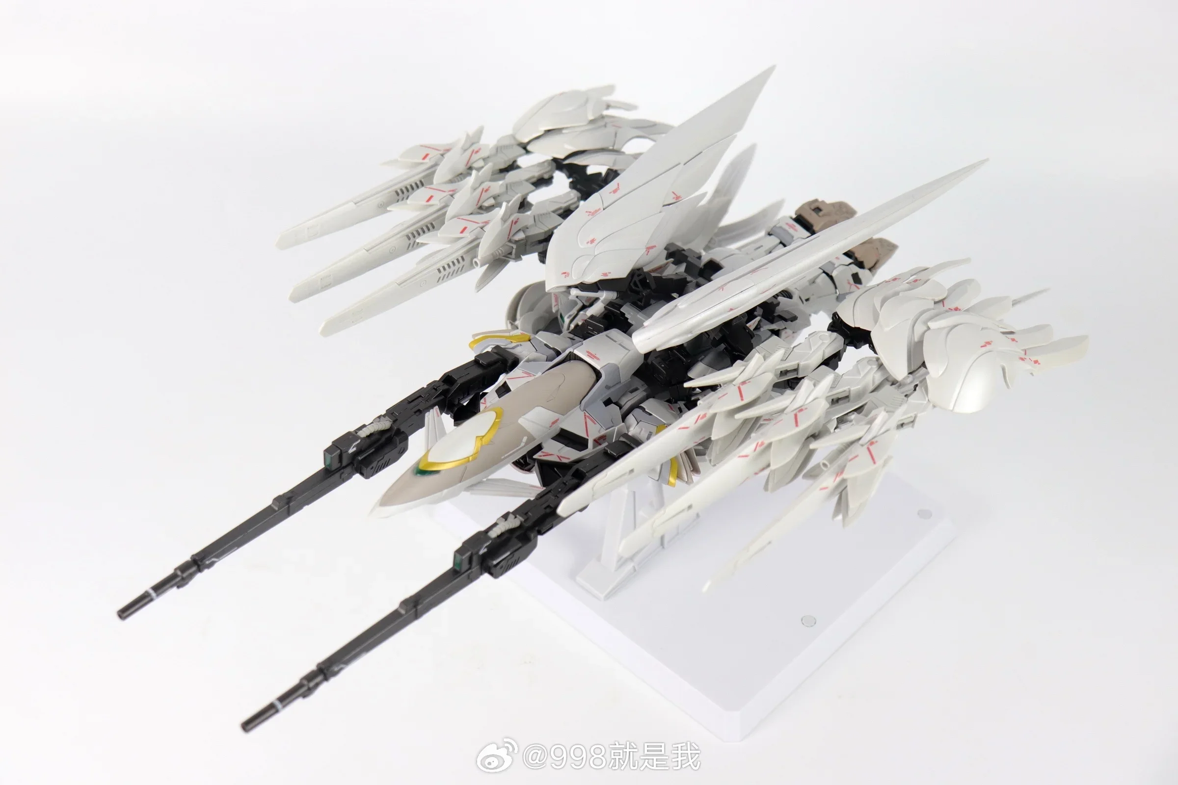 ダバンスノーホワイトプレリュード固定モデルキット、1/100