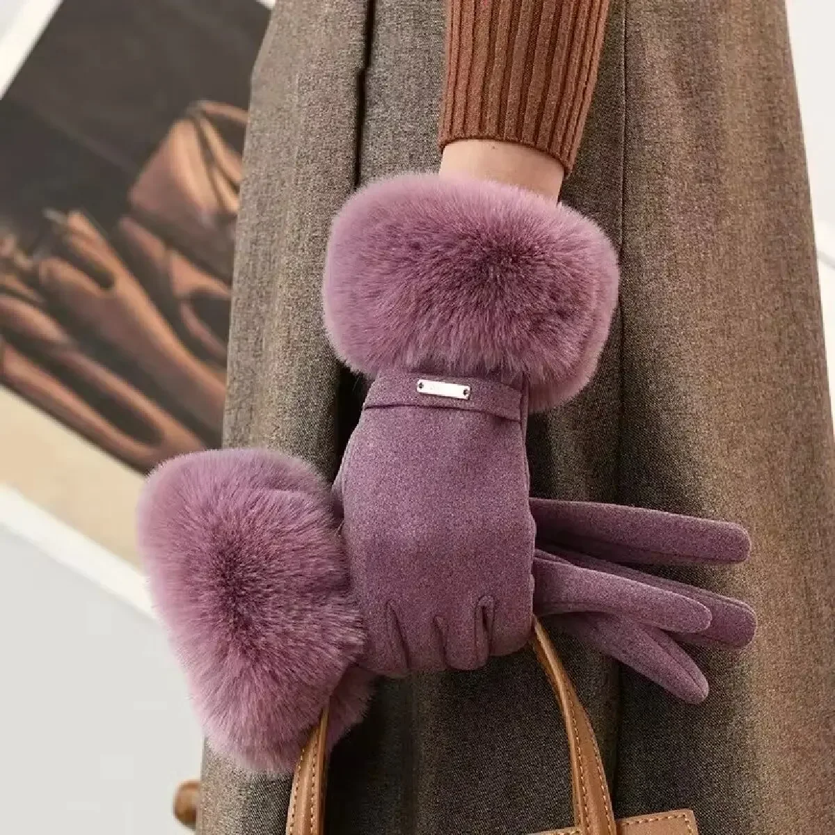 Winter Women Keep Warm Plus Velvet Touch Screen Thicken Plush Wrist Suede Gloves 1