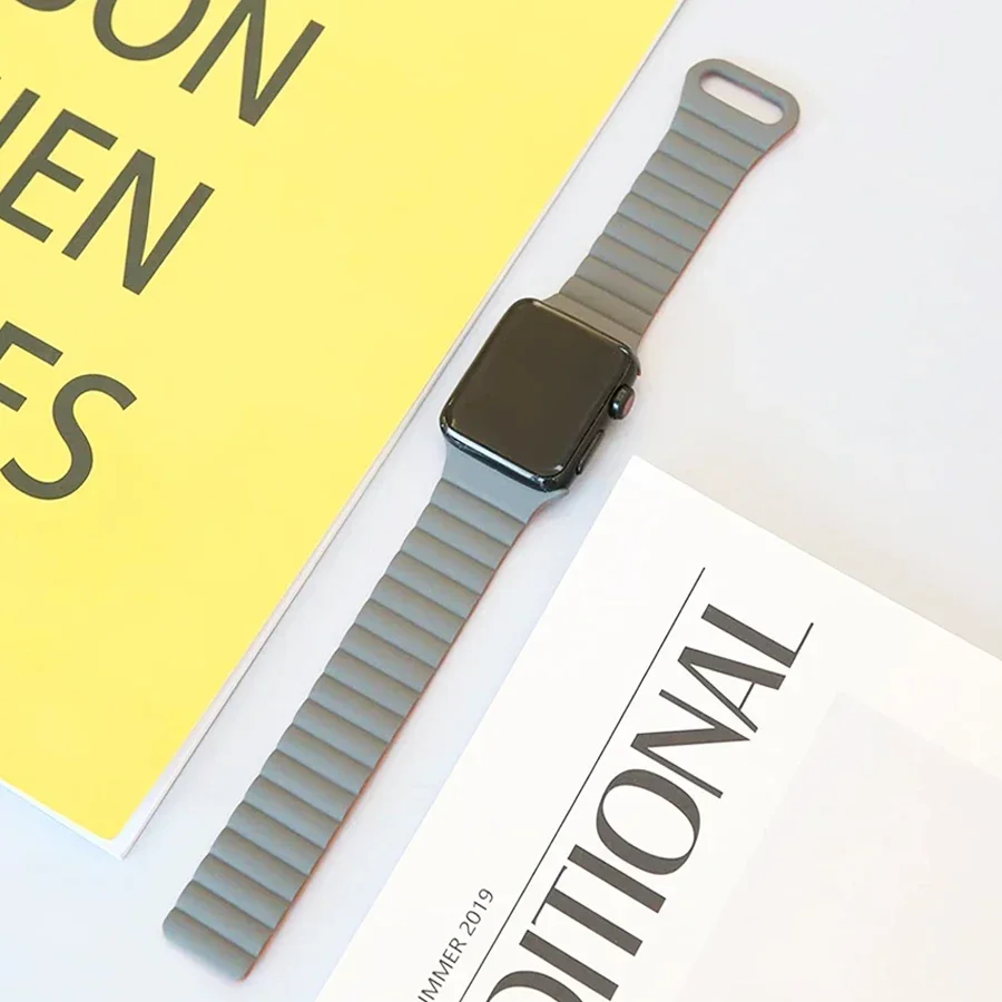 Magnetic Loop For Apple Watch Band 44mm Ultra 49mm 45mm 40mm 41mm 42mm Silicone sport Bracelet iWatch Serie 8 7 6 SE 5 4 3 Strap