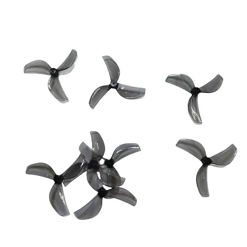 Hélice PC 45mm pour Tinywhoop Course en gros plan, détail du moyeu et des pales