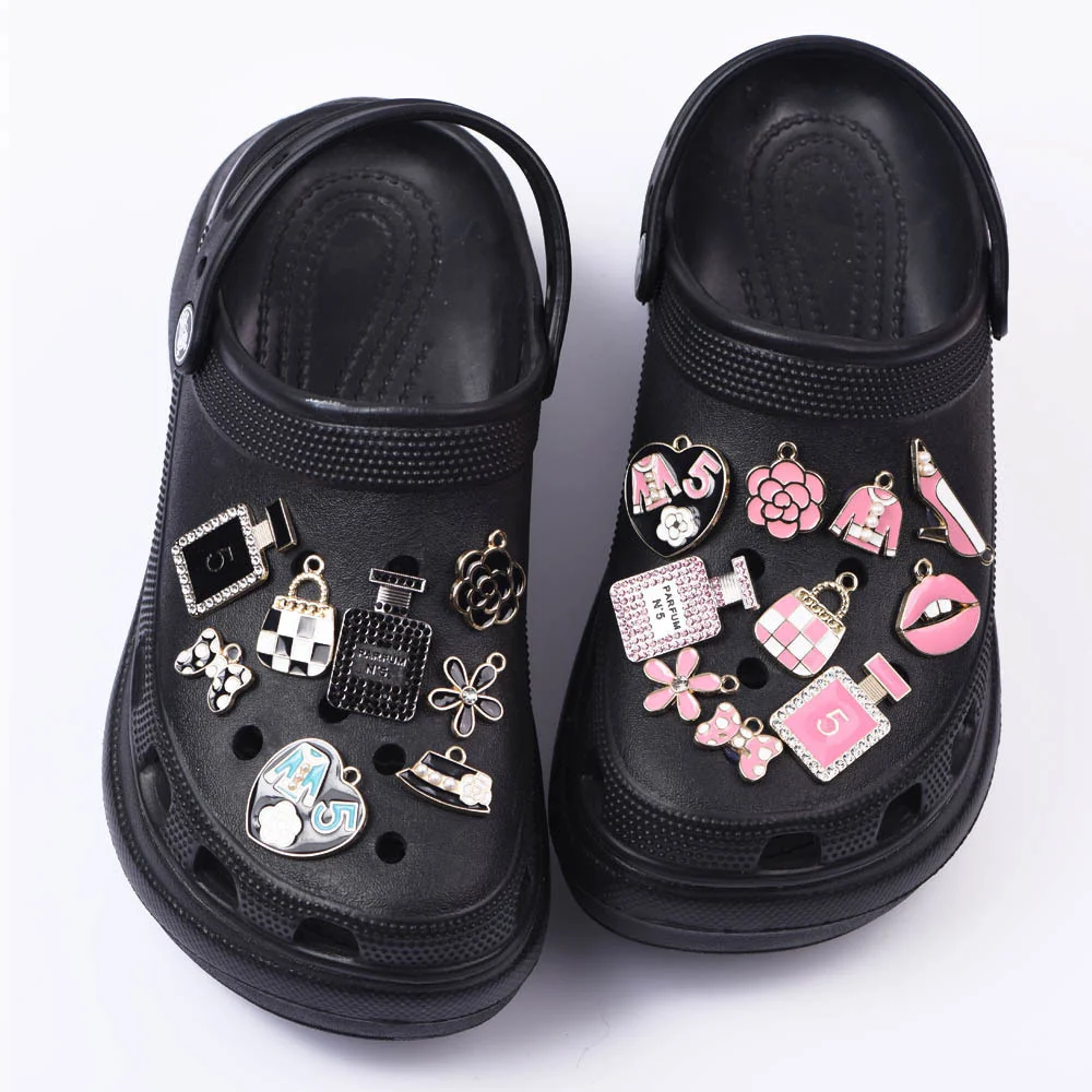 1 Pcs Metal Croc Shoes Charms Pink Women Bags Decoration Black Formal Hat Lady Bracelet Accessories Perfume Bottle Girl Gidt