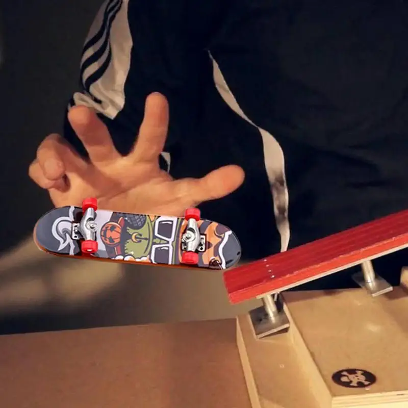 Zinc Alloy Finger Skateboards DIY Skate Tech Parts Deck Stunt