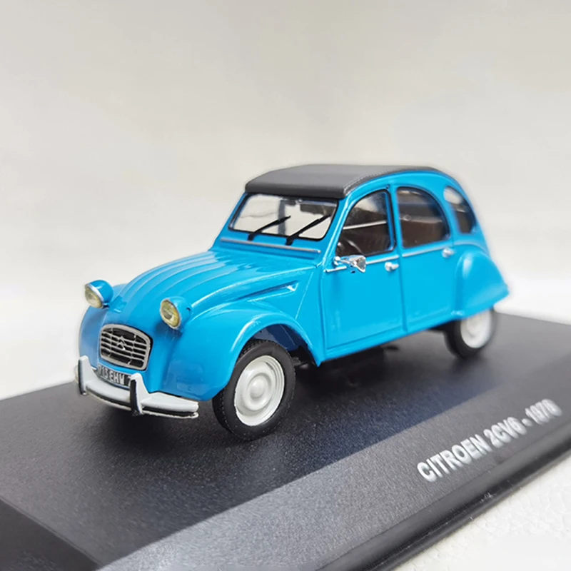 Solido 1:18 - 1 - Model car - Citroën Traction 1937 - Diecast model