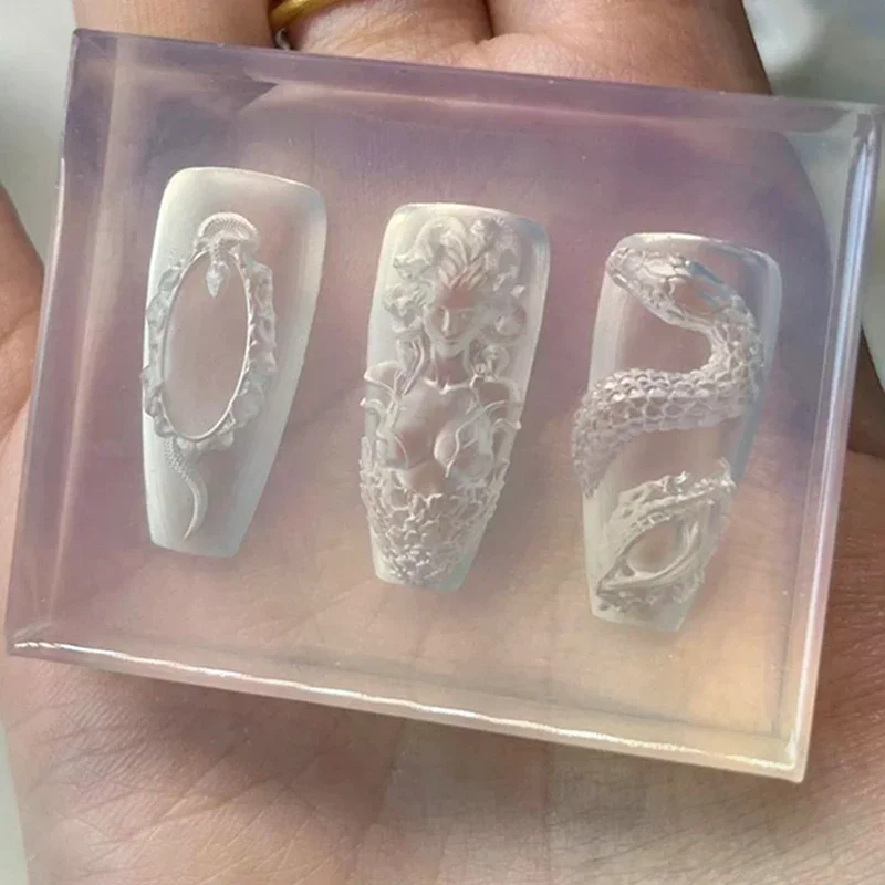 1개 3D 뱀 소녀 네일 실리콘 조각 몰드 뱀 DIY 네일 장식 아트 네일 뷰티 참 실리콘 네일 몰드 네일 제품
