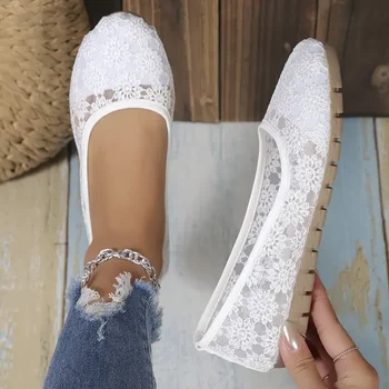 Spring Autumn New Round Toe Fashionable Comfortable Casual Sports Shoes Square Heel Shallow Mouth Mesh Single Shoes for Women 1