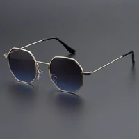 Lunettes de mode à monture géométrique classique pour hommes, adaptées aux cadeaux de vacances à des amis et à la famille 5