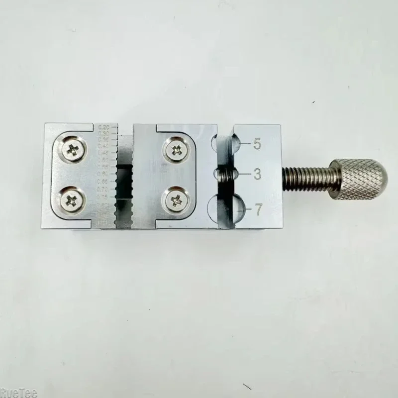 Precision Watch Repair Desktop Fixed Seat Pointer Table Vice Pointer Tube Clamp Manual Vise Watch Repair Tool 2